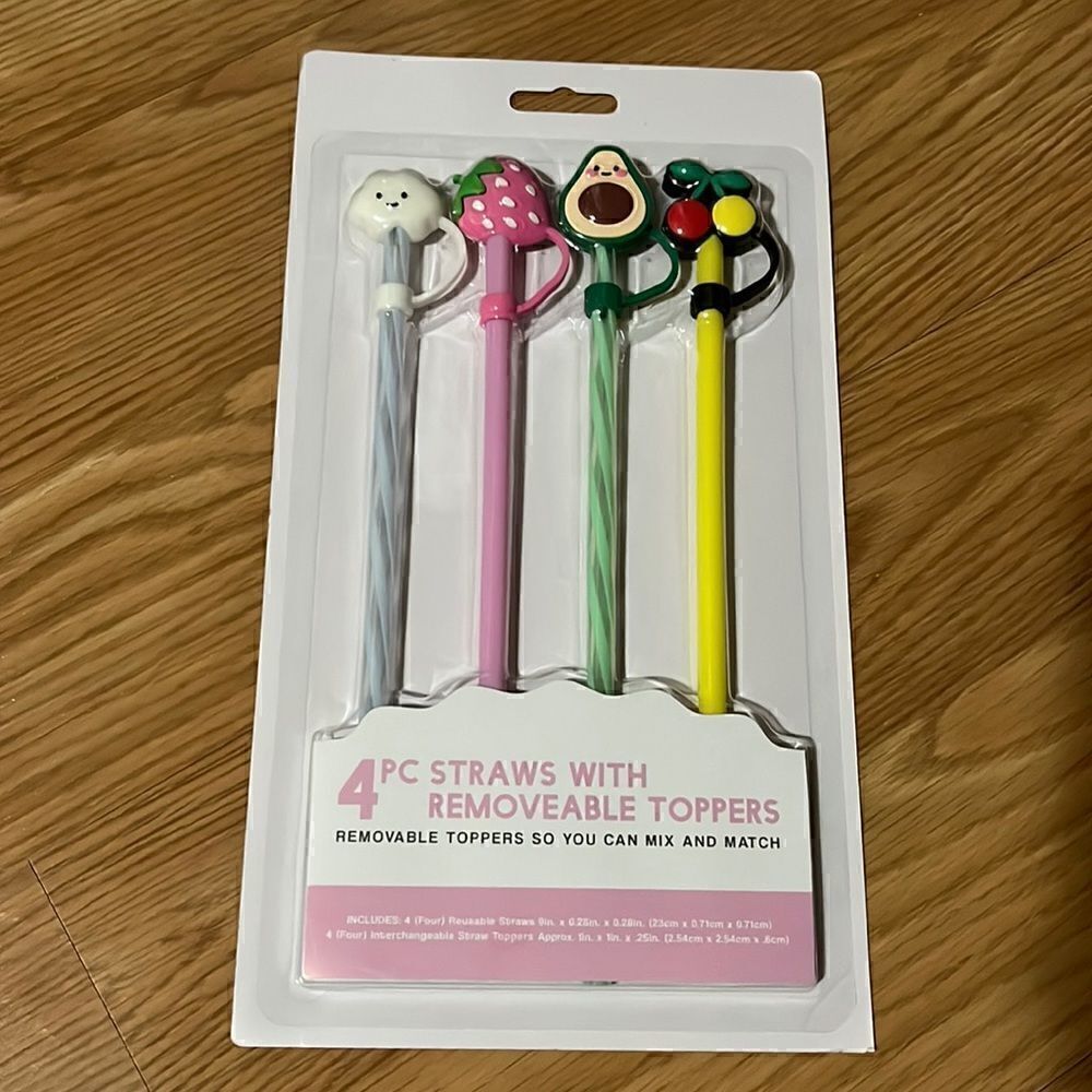 New 4 Piece Straws With Removable Toppers